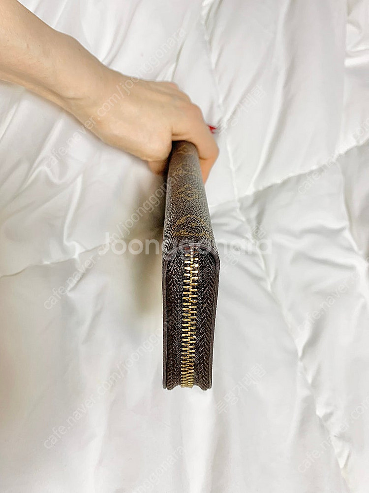 루이비통ㅡ 클래망스 월릿 지퍼돌이 장지갑/상태최상--5