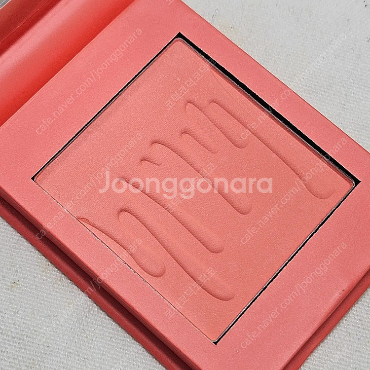 카일리제너 코스메틱 블러셔 핫 앤 보디드--0