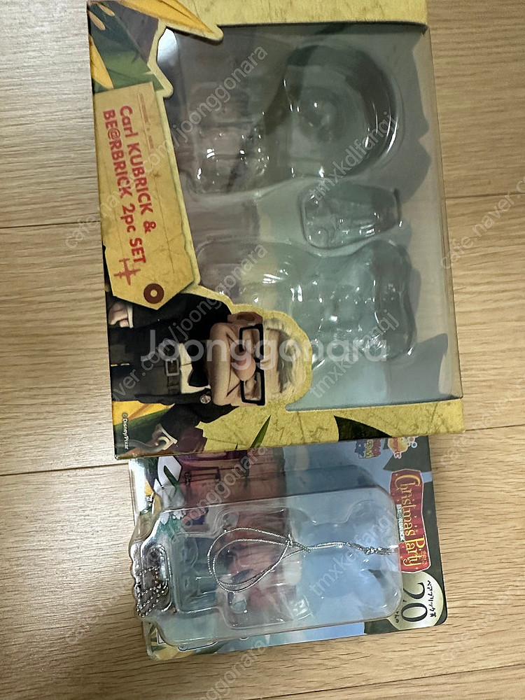 픽사 업 UP 큐브릭 베어브릭 세트 판매합니다.--3