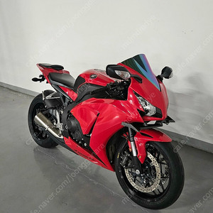 키로수 짧은 CBR 1000RR 냉동차 판매합니다