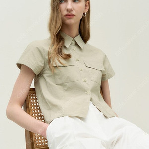 어다울 cargo pocket washing crop shirt 카키그레이 새상품