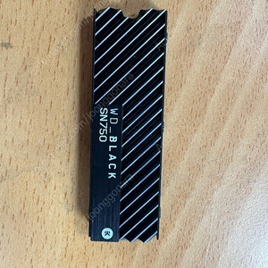 wd black SN750 2TB SSD 판매합니다