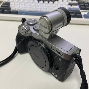캐논 EOS M6 Mark2 15-45mm번들킷 + EF-M 22mm + 뷰파인더 + 삼각대 + 필터