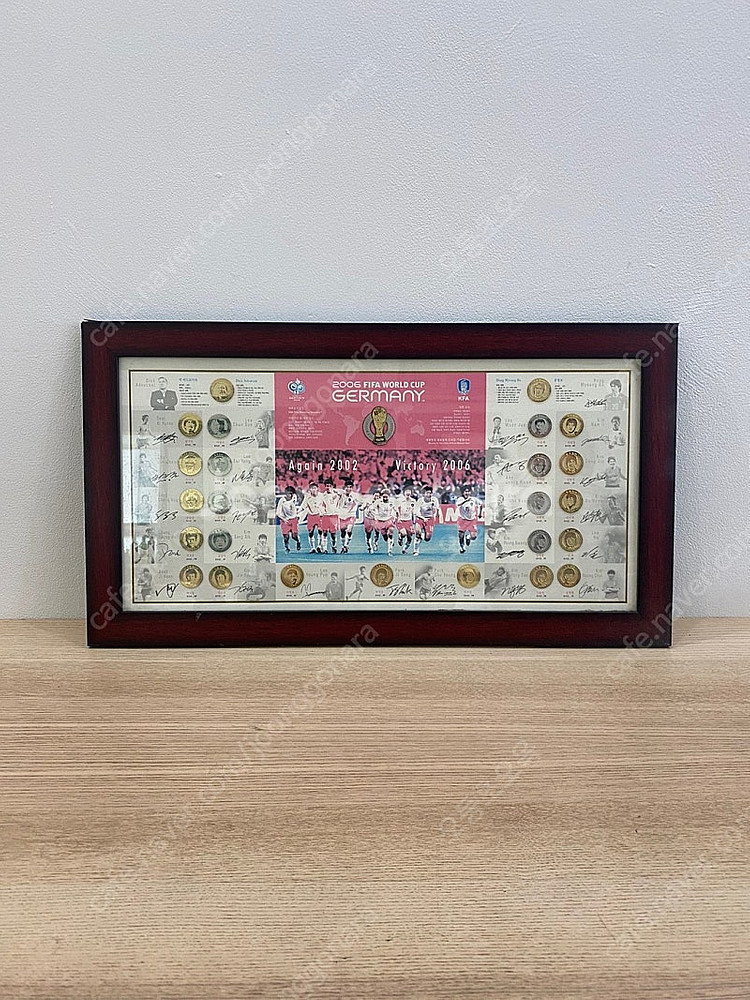 2006 월드컵 기념주화 액자 판매합니다. 골동품 수집...--0