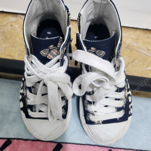 버버리키즈 스니커즈28