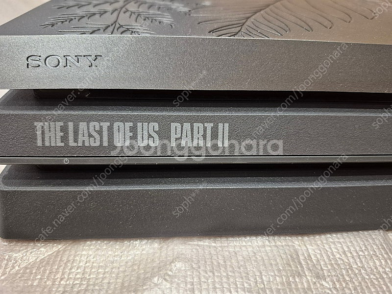 ps4 프로 라스트오어스 한정판 팝니다--2