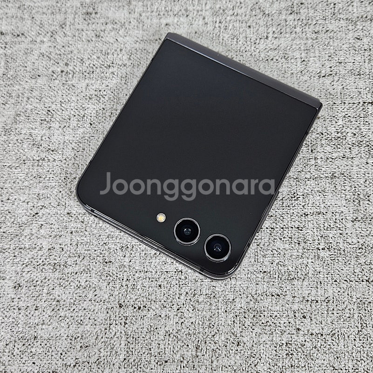 F731 ] 갤럭시 Z플립5 블랙 256기가 22만 판...--0
