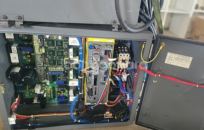 화낙 FANUC SYSTEM R-J3IB A05B-24...--2