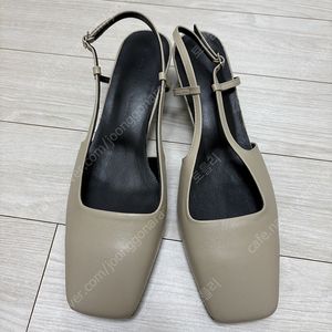블랑수블랑 슬링백 새상품(발볼넓은 245 ~ 250)