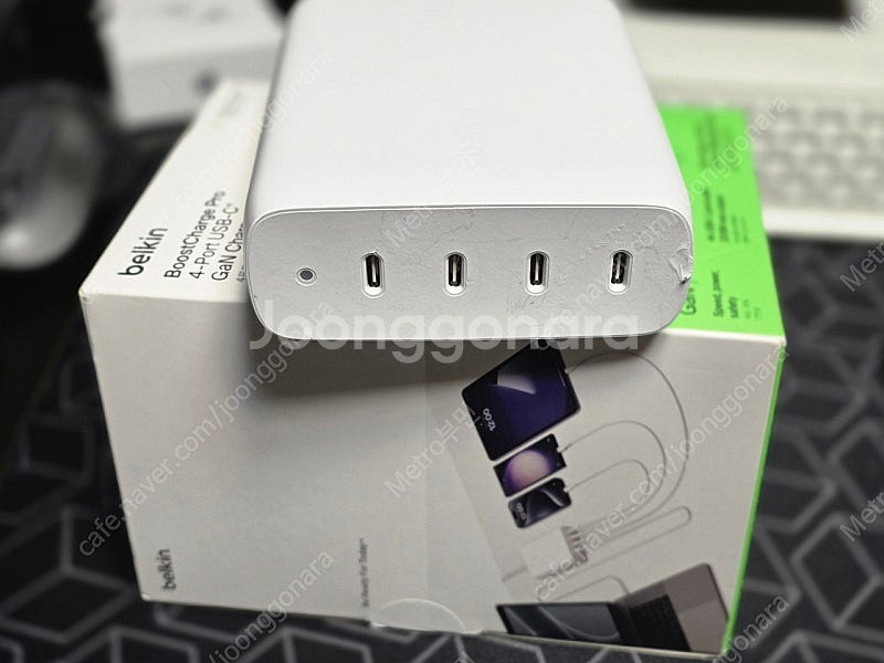 벨킨 200W 충전기 C타입 4포트 GaN PD 3.1--2
