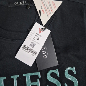 게스 여성티셔츠 m사이즈 반팔 새상품