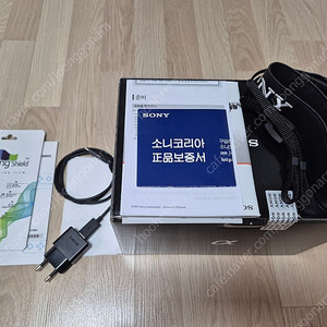 소니 A7M4 풀박 + 렉사 CFexpress Type A Silver 160GB (일괄 215만) 팝니다