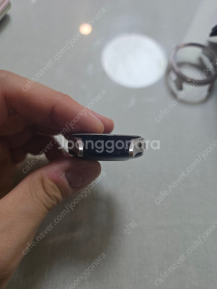 갤럭시워치6 40mm LTE 팝니다.(삼성정품 스트랩--3