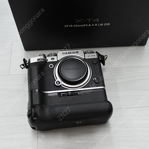 후지 X-T4 ,33mm F1.4 , 35mm F1.4 R ,18mm F2.0,16mm F2.8 R WR,23mm F2.8 ,35mm F2 WR , 60mm F2.4 R MACRO