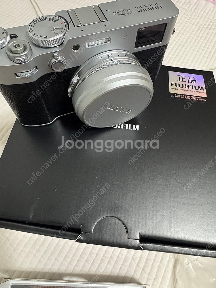후지 필름 x100vi 판매합니다--0