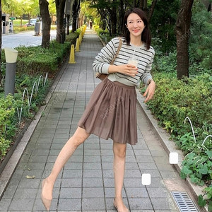 아스띠에 도브큐롯스커트 브라운 여름 주름스커트 치마바지 얇은스커트 새상품