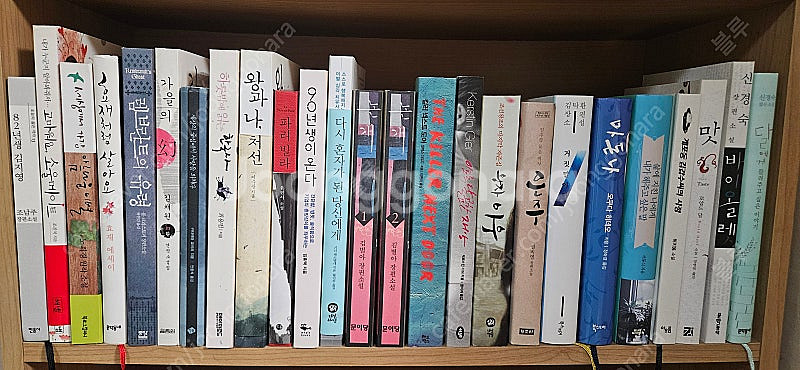 각종책 권당1500원에 판매합니다.일괄택포15만원--1
