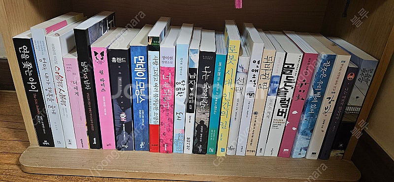 각종책 권당1500원에 판매합니다.일괄택포15만원--3
