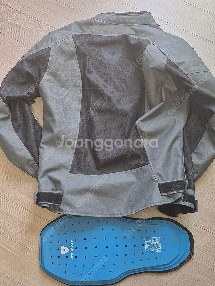 레빗 토크2 H2O 자켓--1