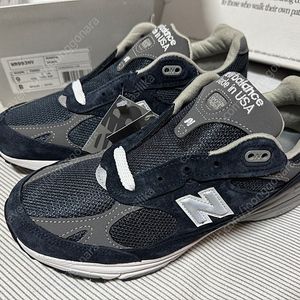 뉴발란스 / made in USA 993 네이비 w260