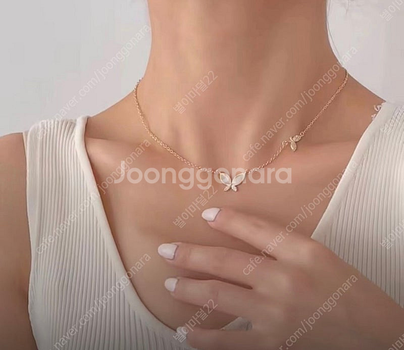 14k나비목걸이판매합니다(배송비포함)--0