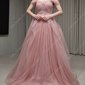 유색드레스 새상품 여러벌 저렴하게 정리합니다(셀프웨딩 연주회드레스 2부드레스 유색웨딩드레스)