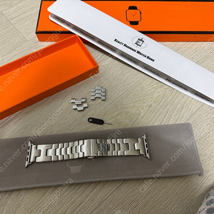 애플워치 H 사티네 스트랩 44MM - 46MM 팝니다