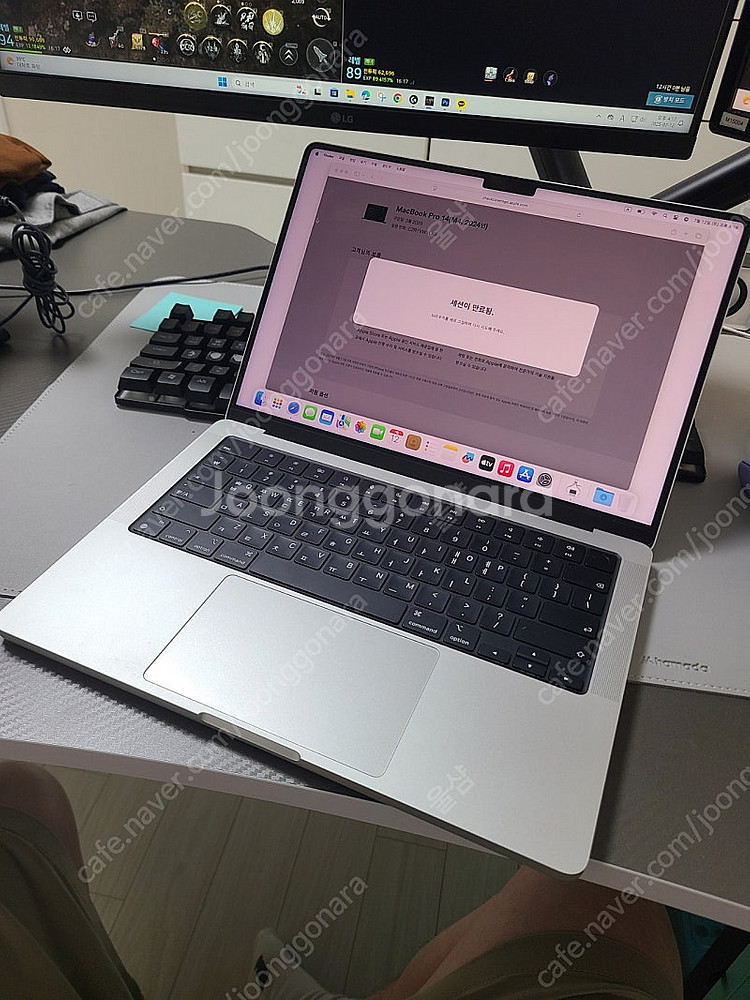 맥북 프로 2025 14인치 M4 싸게 팝니다!--6