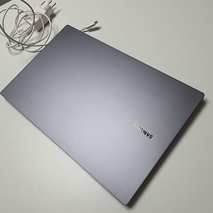 삼성 노트북 갤럭시북4 NT750XGL-XP71G 코어7 쿨매! 원가202만원 RAM16 외장그래픽 Ssd512