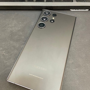 갤럭시S23울트라 블랙 512GB 무잔상 상태좋은 중고59만팝니다
