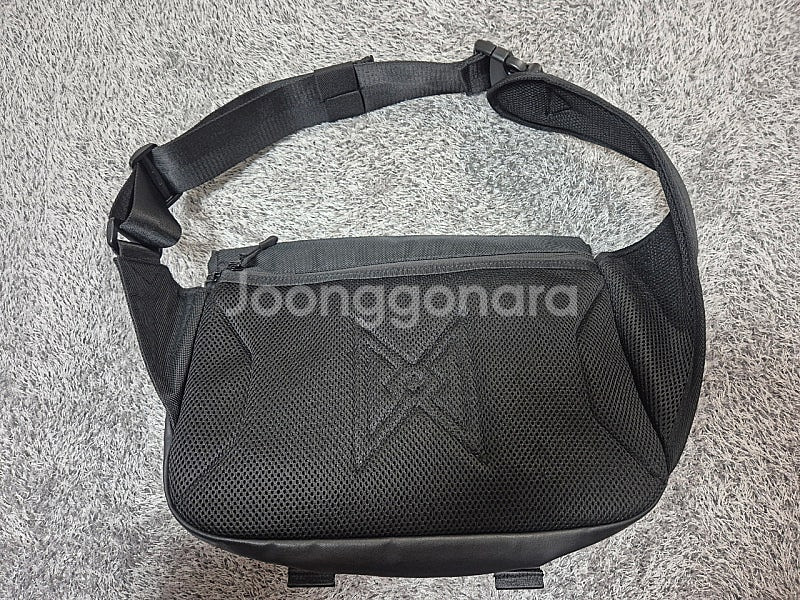몬스터리퍼블릭 메신저백--1