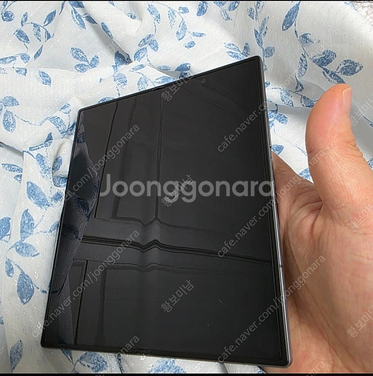 폴드6se 16기가 512 오늘처분할려고 가격내림니다--4