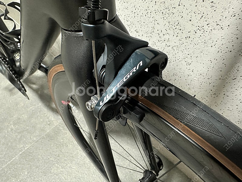 에몬다sl6 52사이즈 풀울테 엘리트 휠셋 팔아요--5