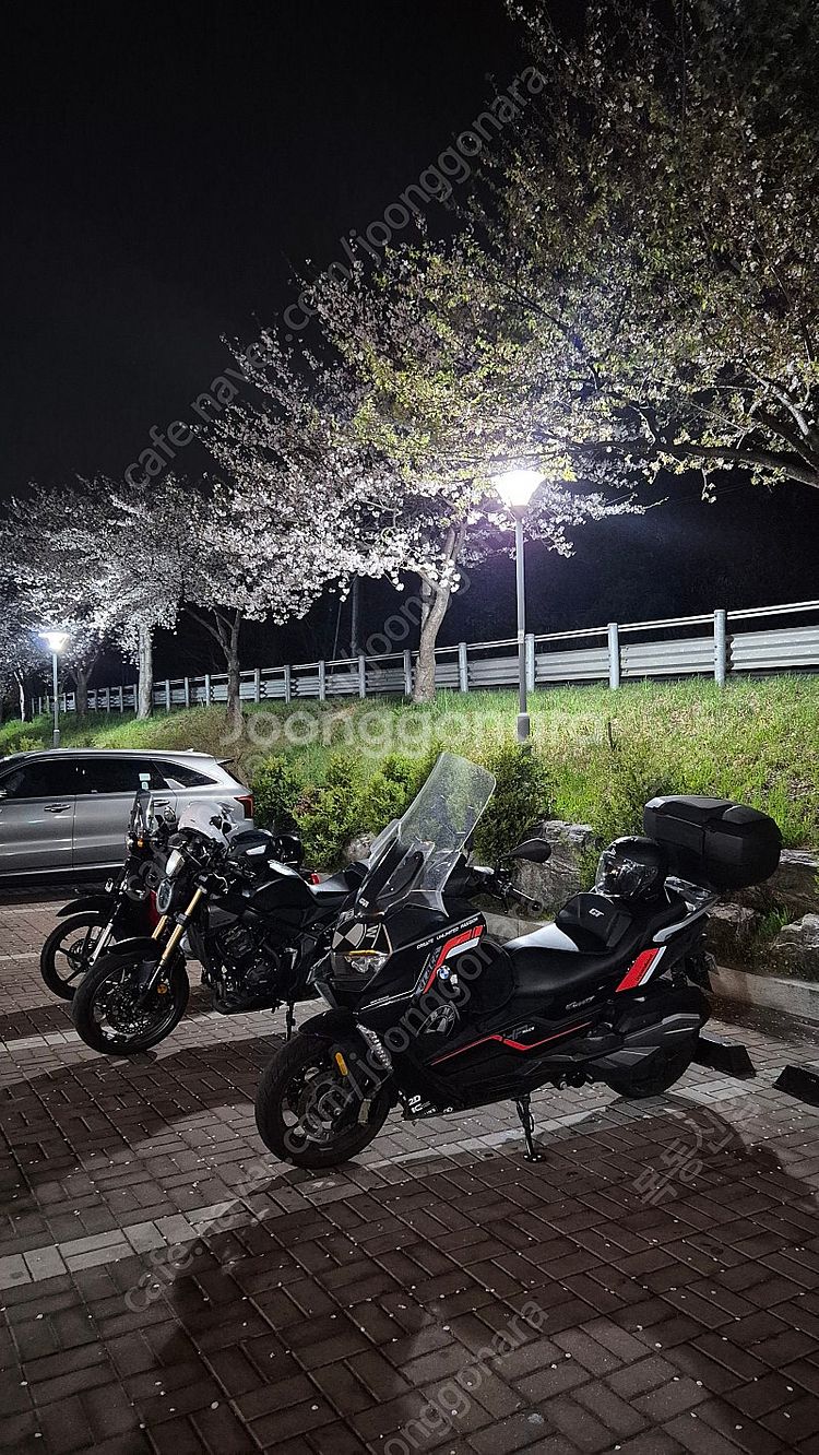[서울] 22년식 c400gt 판매합니다.--1