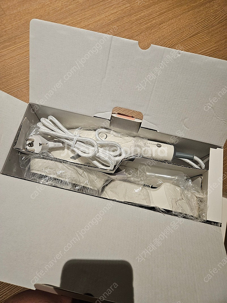 스팀온 핸드형 스팀다리미 미사용품--1