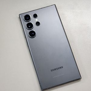 갤럭시 S24울트라 블랙 24년 2월개통 무잔상 상태좋은폰 74만에판매해요