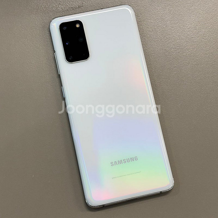 갤럭시S20플러스 화이트색상 256용량 미파손 무잔상 특AA급 상태좋은 폰 배터리 및 기능정상 18만 판매합니다--0