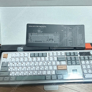 아콘 AK74 저소음 라임축 V3 판매합니다