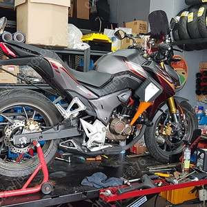 혼다 CB190R 짧은 키로수에 가정비 좋은 혼다 판매합니다.