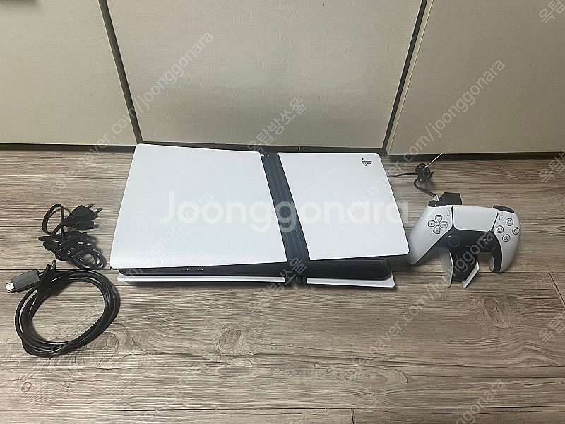 PS5 pro 플스5 프로 + 디스크드라이브 팝니다.--1