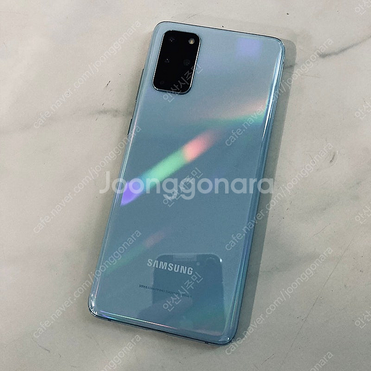 갤럭시 S20플러스 블루 256기가 매우깨끗한기기 13만원 판매합니다!--1