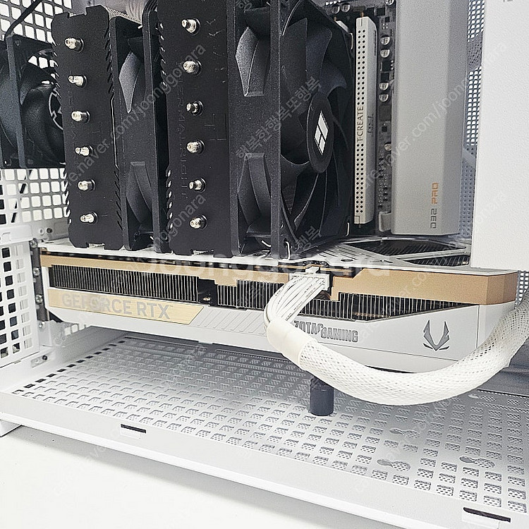 ZOTAC GAMING 지포스 RTX 5070 Ti S...--0