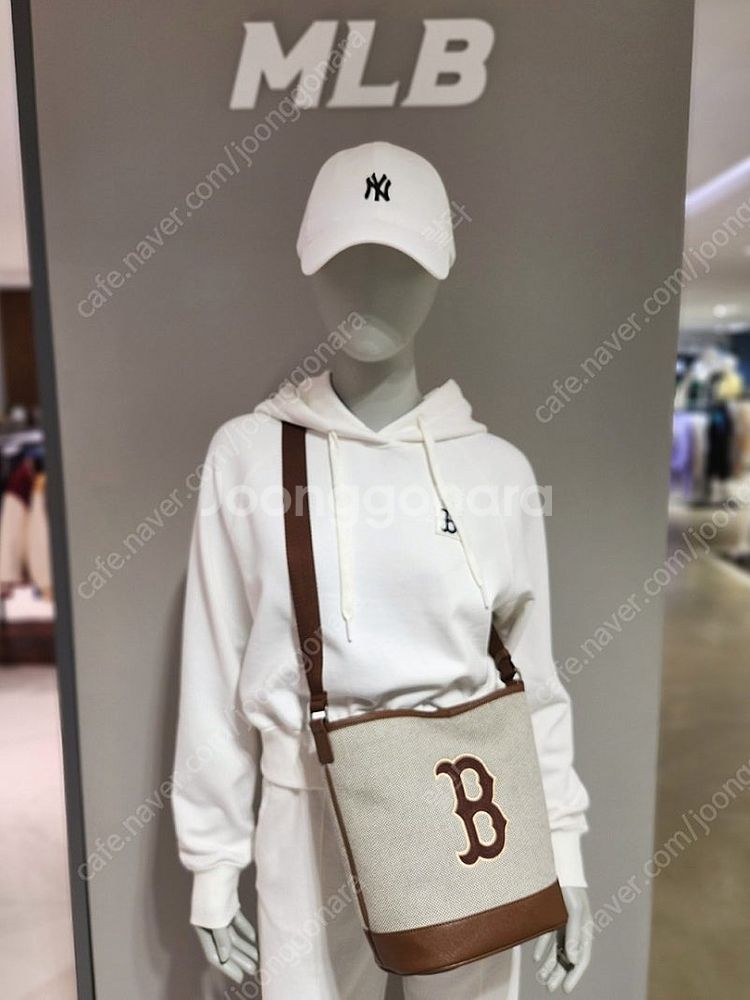 새가방.mlb 캔버스 가방 반값(택포)--0