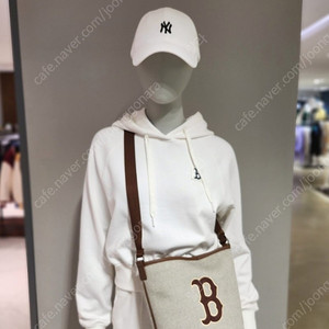 새가방.mlb 캔버스 가방 반값(택포)