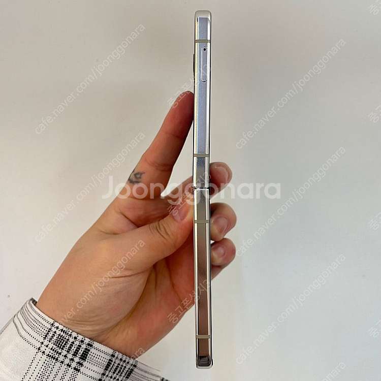 89096(울산중고폰) 갤럭시Z플립5 크림 256GB ...--5