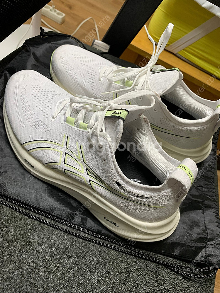 아식스 젤님버스 26 280(4e)--3