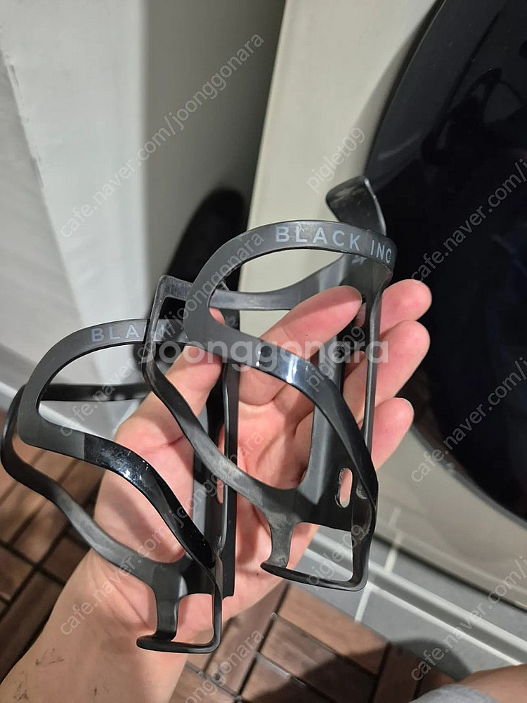 블랙잉크 카본 케이지, 팩터 행어--0