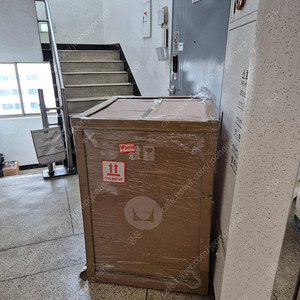 (새상품) 허먼밀러 뉴에어론 오닉스 풀CD 판매합니다. (C사이즈)