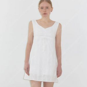 시눈 원피스 Eyelet Ribbon Sleeveless Dress (White)