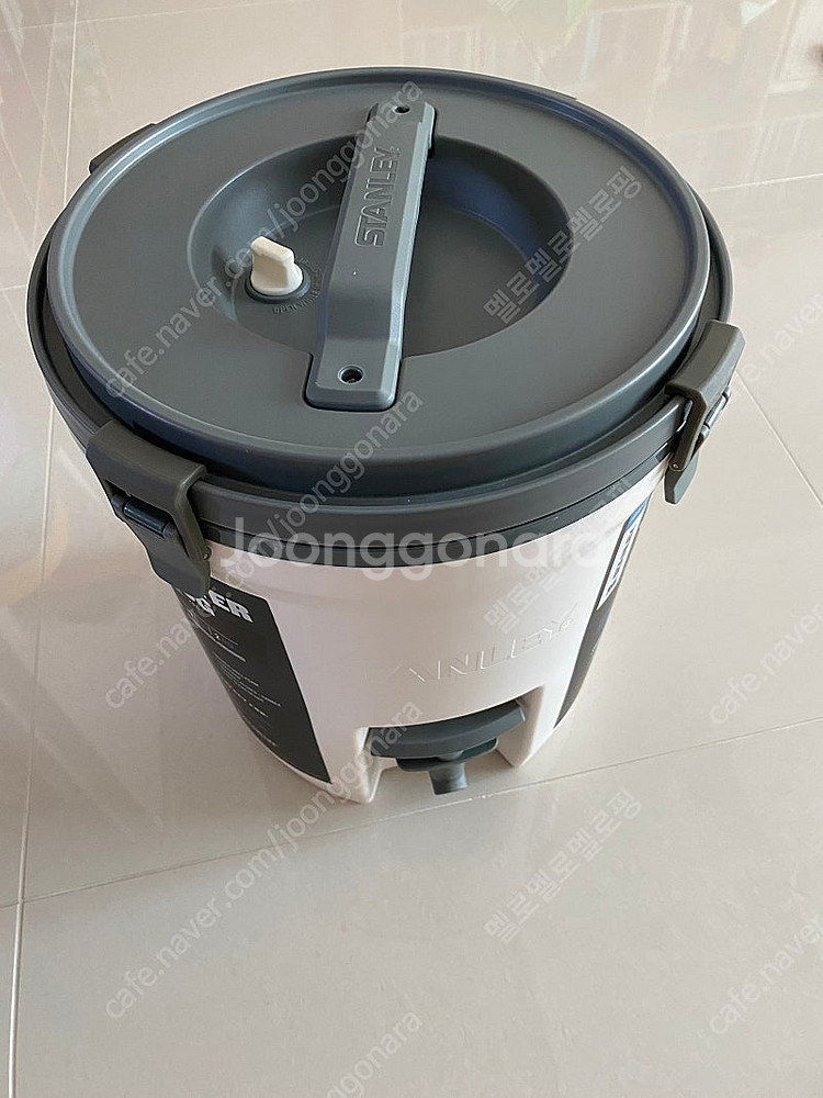 스탠리 어드벤처 워터저그 7.5L 화이트 캠핑 레저 S...--1